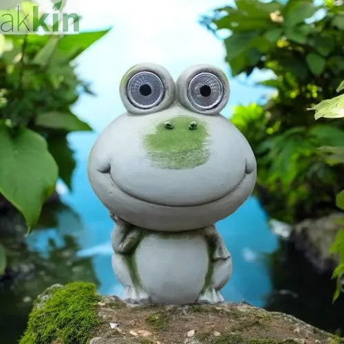 Bright Eyes Frog with Solar Light Eyes AK Kin Garden Supplies
