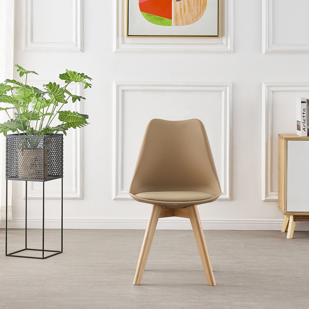 5PCs Dining Set - a Black Halo Dining Table & Set of 4 Lorenzo Tulip chairs with Padded Seat PN Home