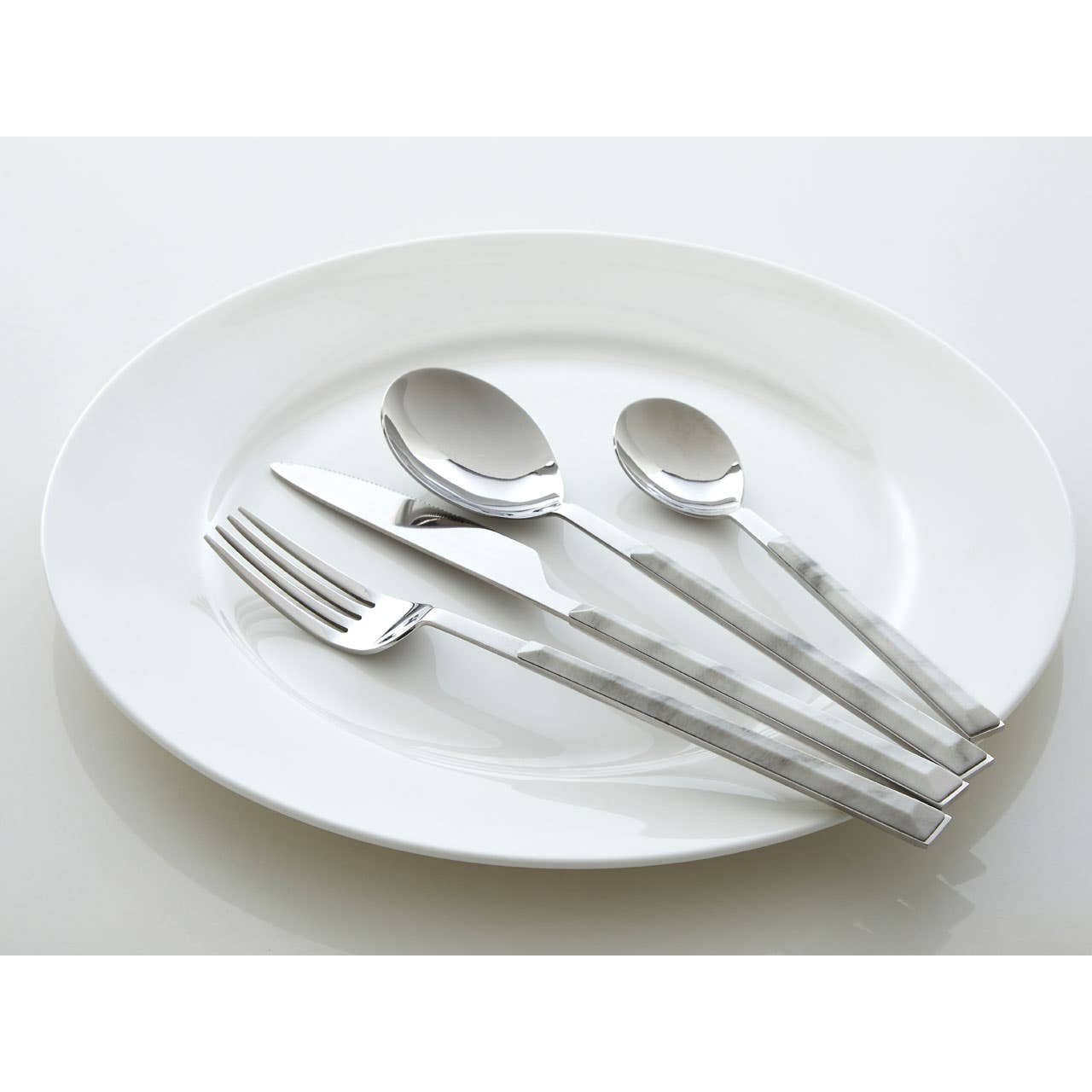 Avie 16 Piece White Faux Marble Cutlery Set House, Home & Garden