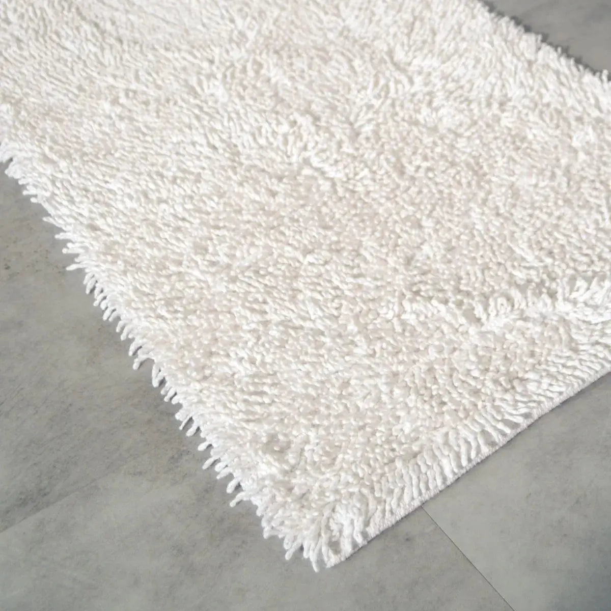 Curly Tumble Twist Bath Mat - 100% Cotton White AK Kin Garden Supplies