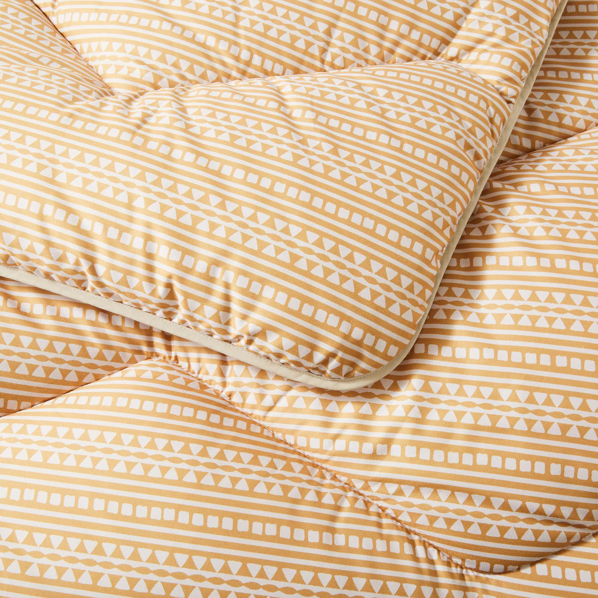 NIGHT LARK® BOHEMIAN GEO STRIPE COVERLESS DUVET - KIN SIZE 10.5 tog - SUNSET YELLOW House, Home & Garden