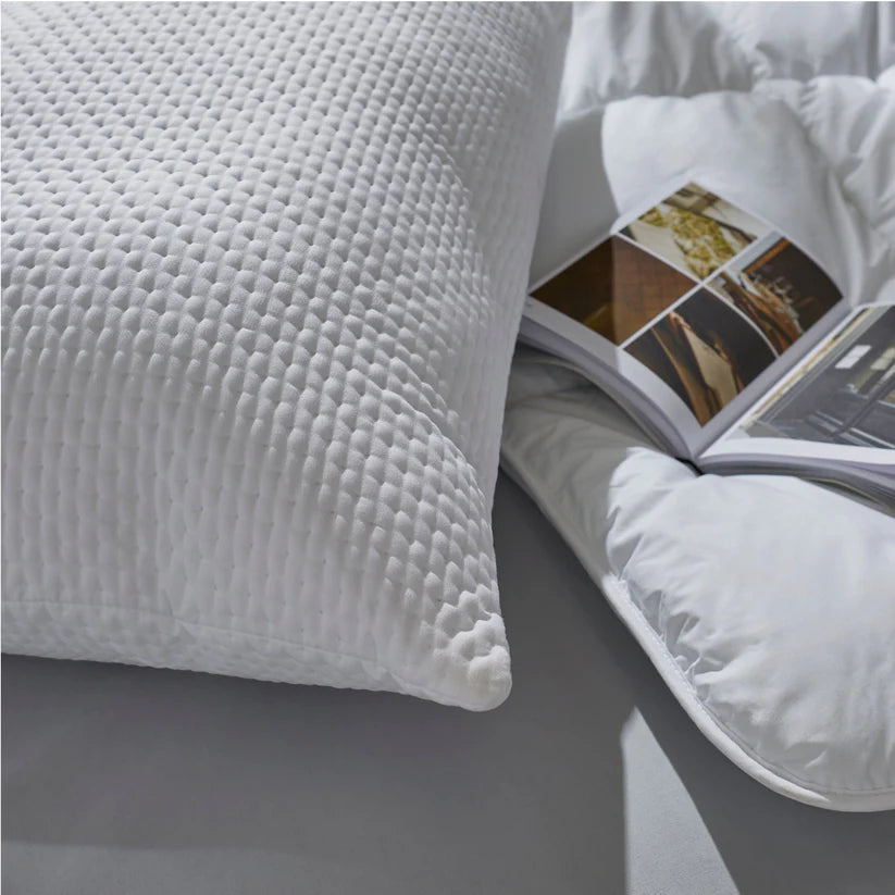 The Silky Soft Pillow - Medium support with luxury soft-touch quilted cover House, Home & Garden