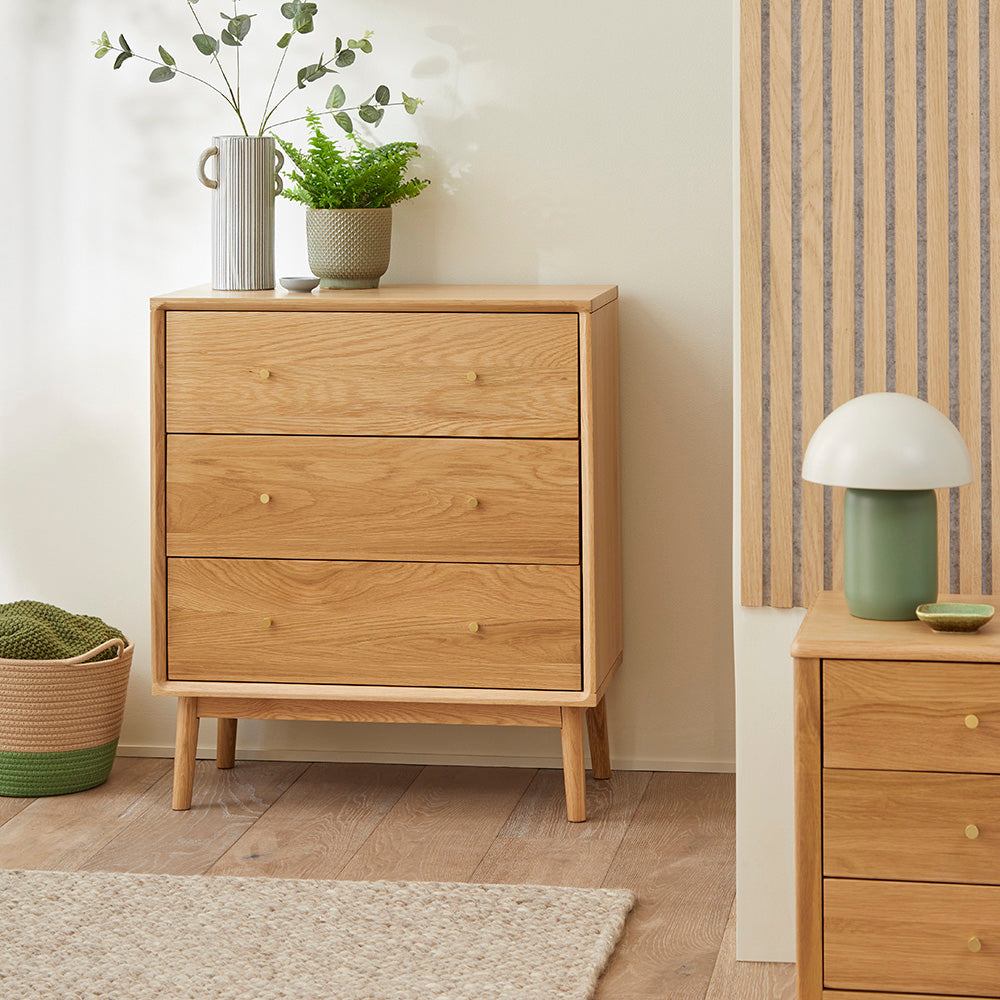 Wright Oak Chest of 3 Drawers Fishe and Lilly